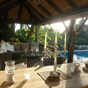 Breeze Boutique Guest Rooms, Marbella 4*, Sitio de Calahonda España